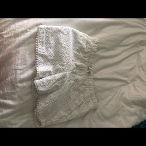 White textured shorts